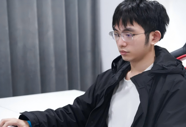 股配咖吧 大师教宗师打游戏？KT上单采访爆了：私下和圣枪哥进行了很多练习